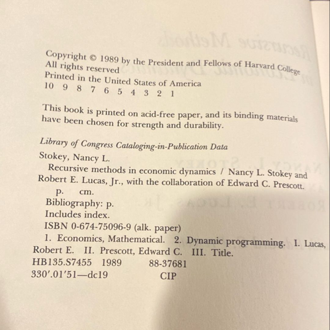 Recursive Methods in Economic Dynamics by Nancy L. Stokey, Robert