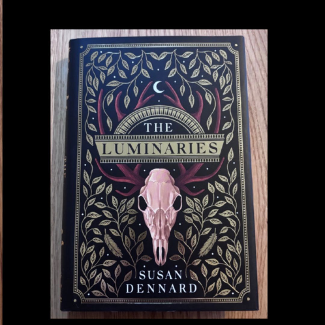 Illumicrate- The Luminaries