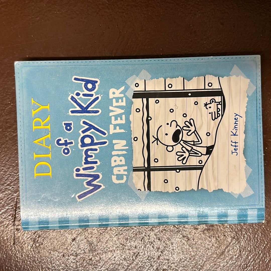 Cabin Fever (Diary of a Wimpy Kid, Book 6)