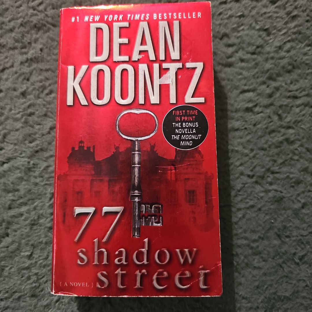 77 Shadow Street (with Bonus Novella the Moonlit Mind)