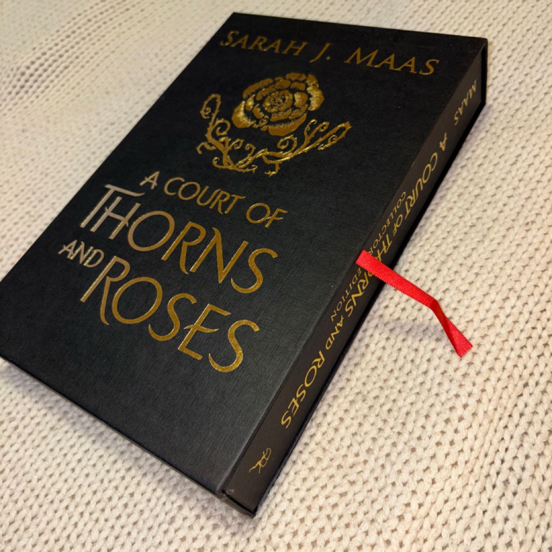 A Court Of Thorns And Roses