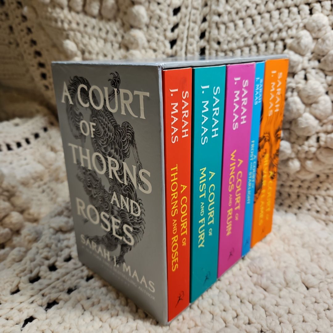 A Court of Thorns and Roses Box Set