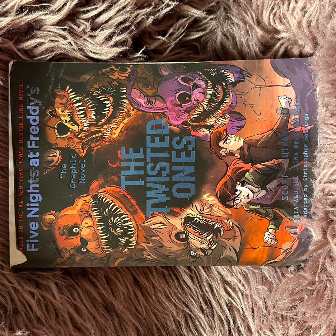 The Twisted Ones (Five Nights at Freddy's Graphic Novel #2)