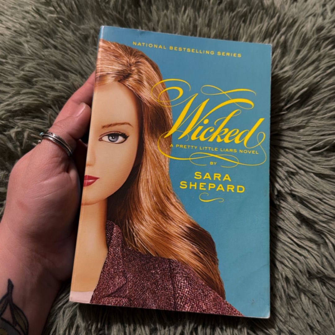 Pretty Little Liars #5: Wicked