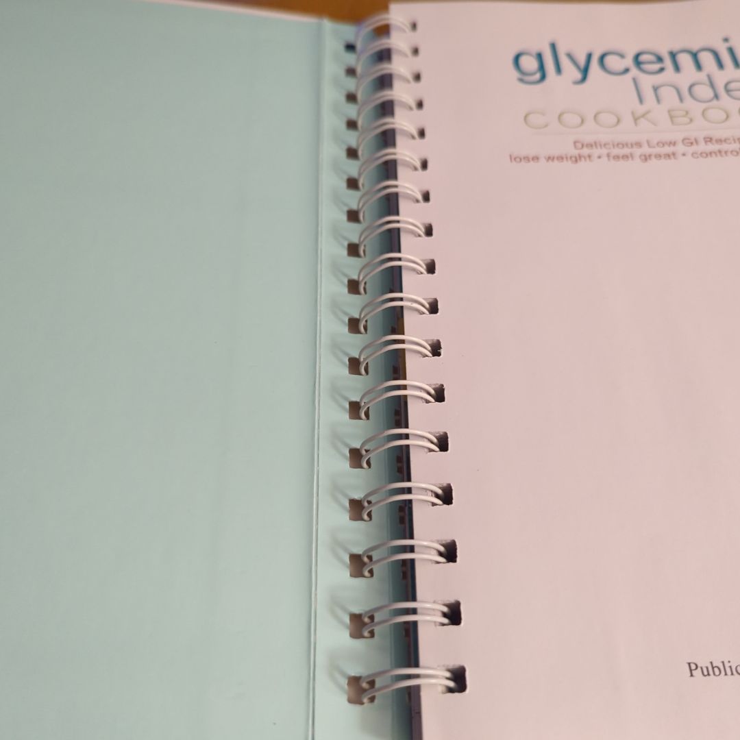 Glycemic Index by Publications International Ltd. Staff