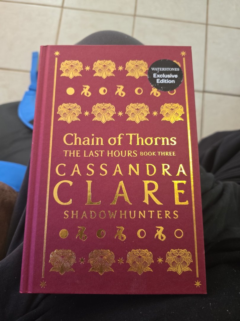 Chain of Thorns Waterstones Exclusive Edition