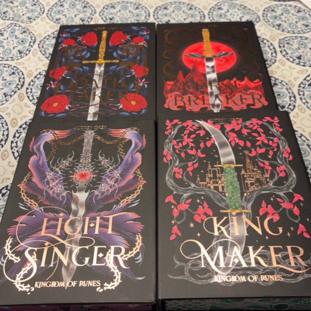 Kingdom of Runes Books 1 - 4 (The Bookish Box)