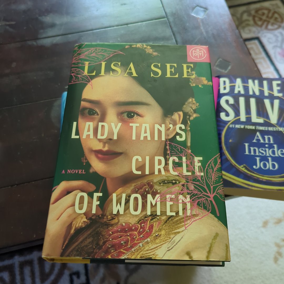 Lady Tan's Circle of Women