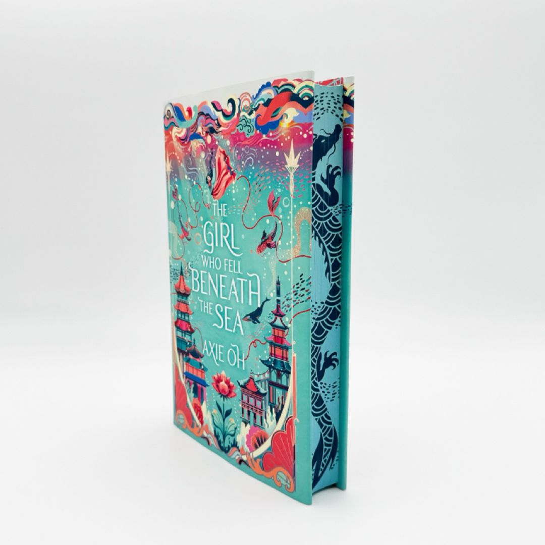 The Girl Who Fell Beneath the Sea (SIGNED Fairyloot Exclusive Edition)