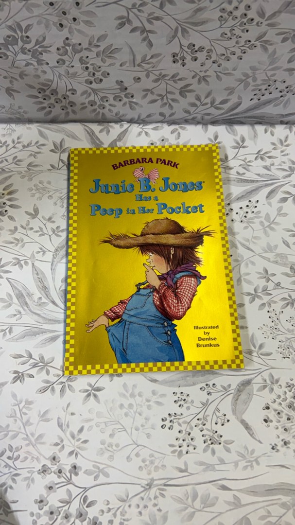 Junie B. Jones Has a Peep in Her Pocket