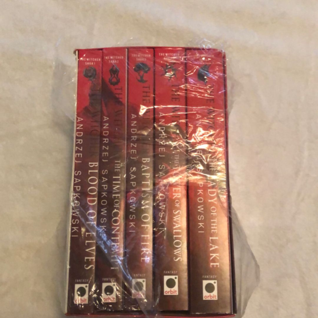 The Witcher Boxed Set: Blood of Elves, the Time of Contempt, Baptism of Fire, the Tower of Swallows, the Lady of the Lake