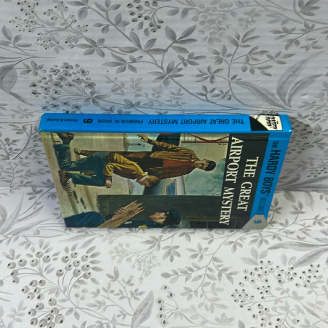 Hardy Boys 09: the Great Airport Mystery