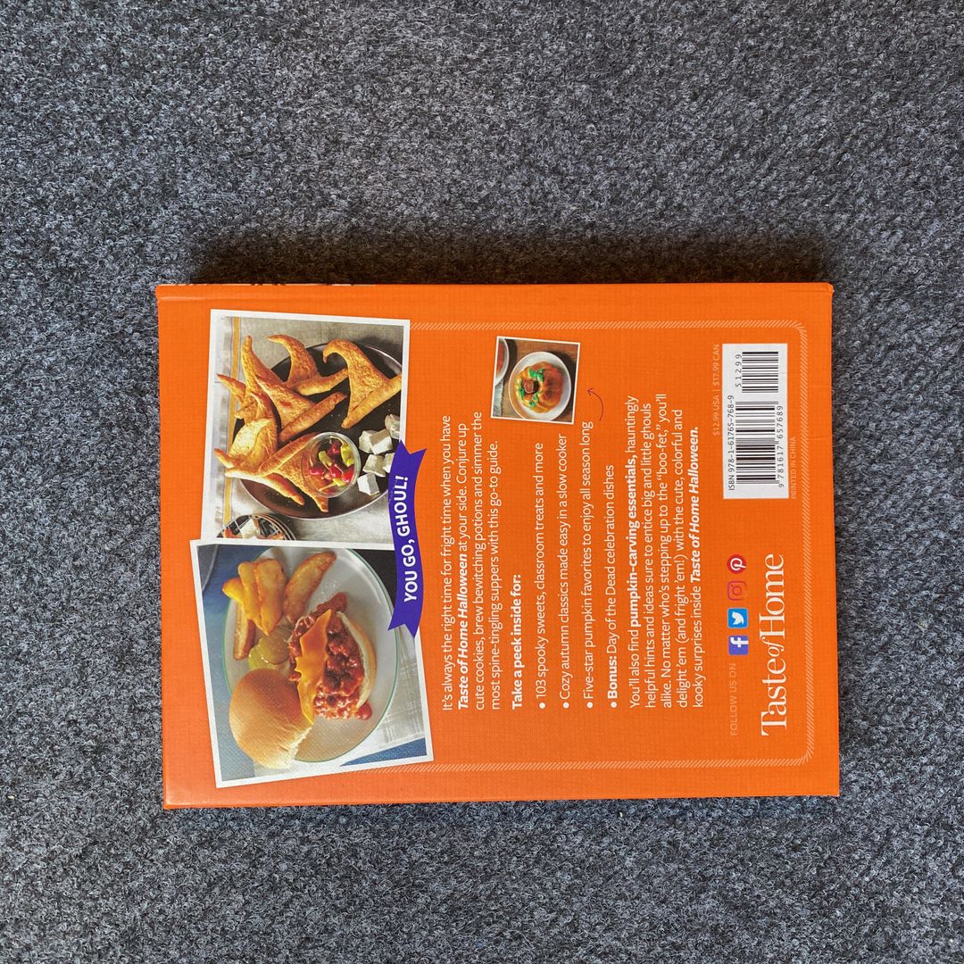 Taste of Home Halloween Mini Binder