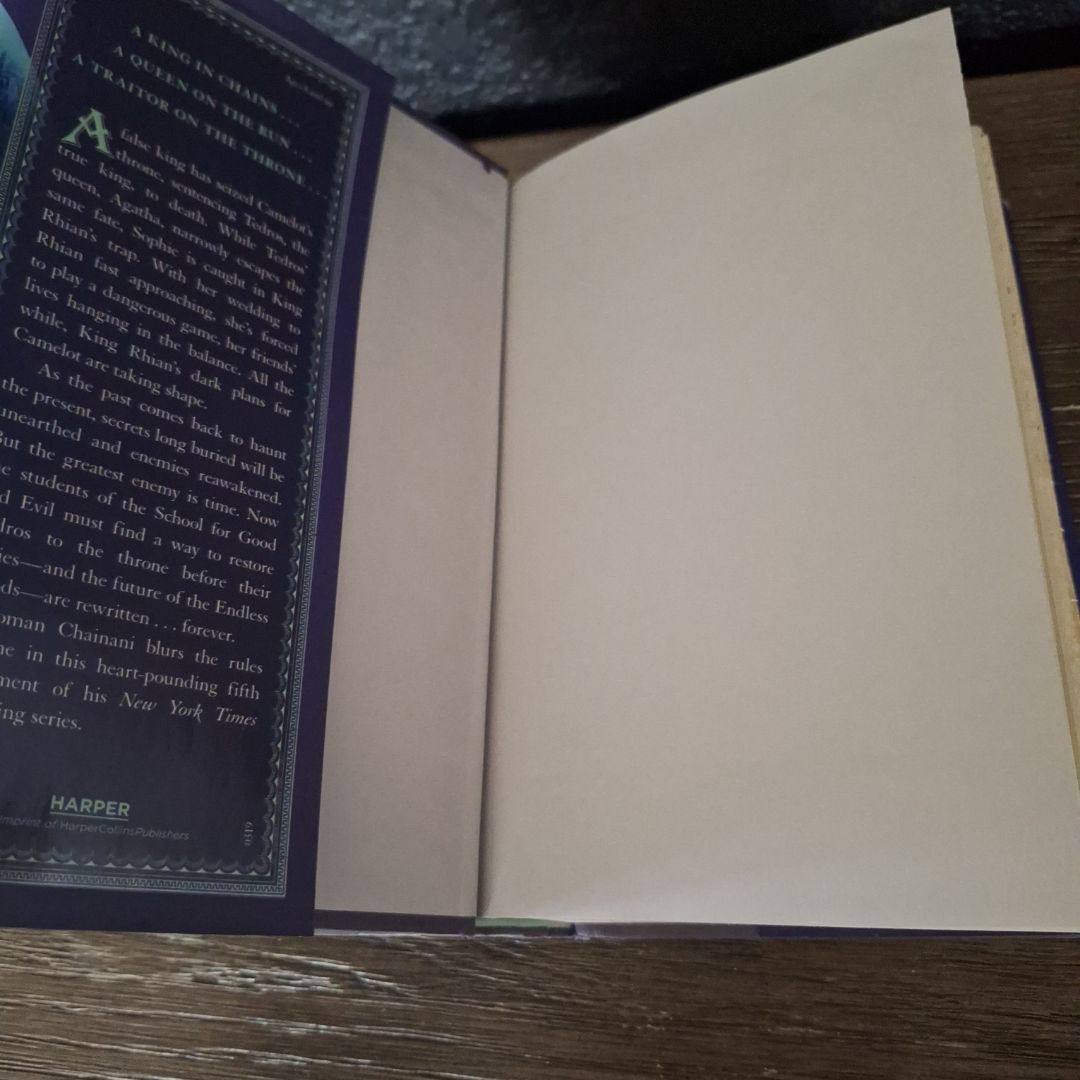 The School for Good and Evil #5: a Crystal of Time