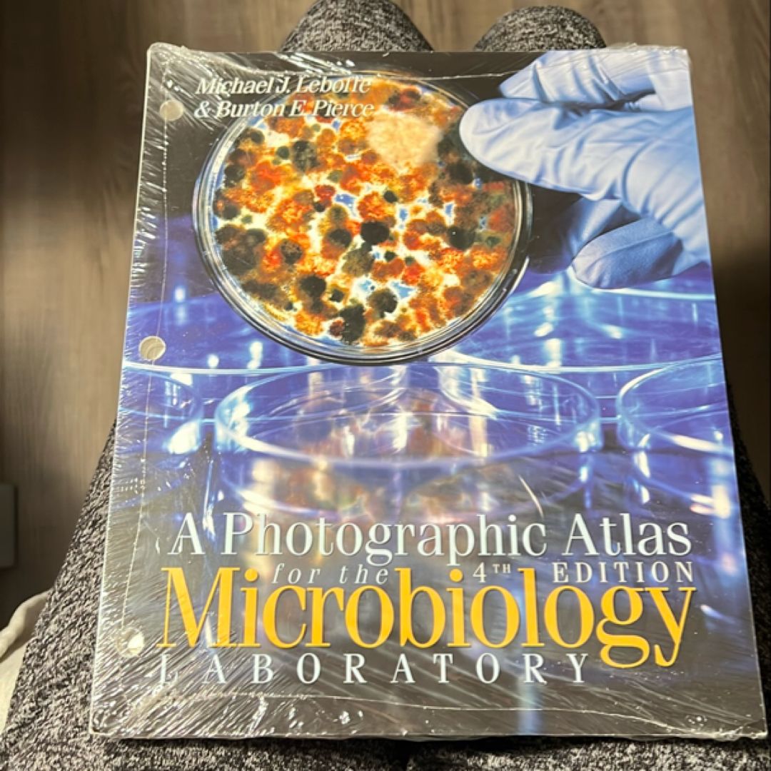 A Photographic Atlas for the Microbiology Laboratory by Michael J ...