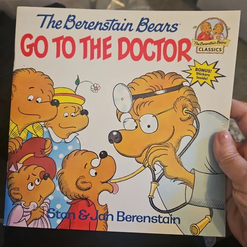 The Berenstain Bears Go to the Doctor