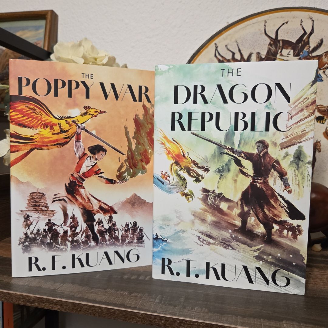 The Poppy War and The Dragon Republic Collector's Edition