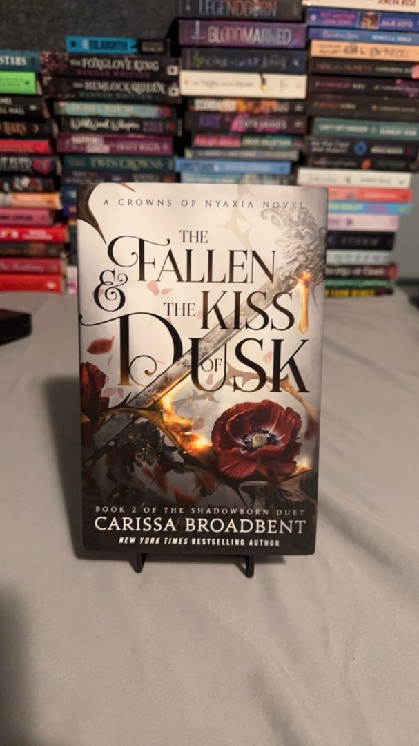 The Fallen and the Kiss of Dusk