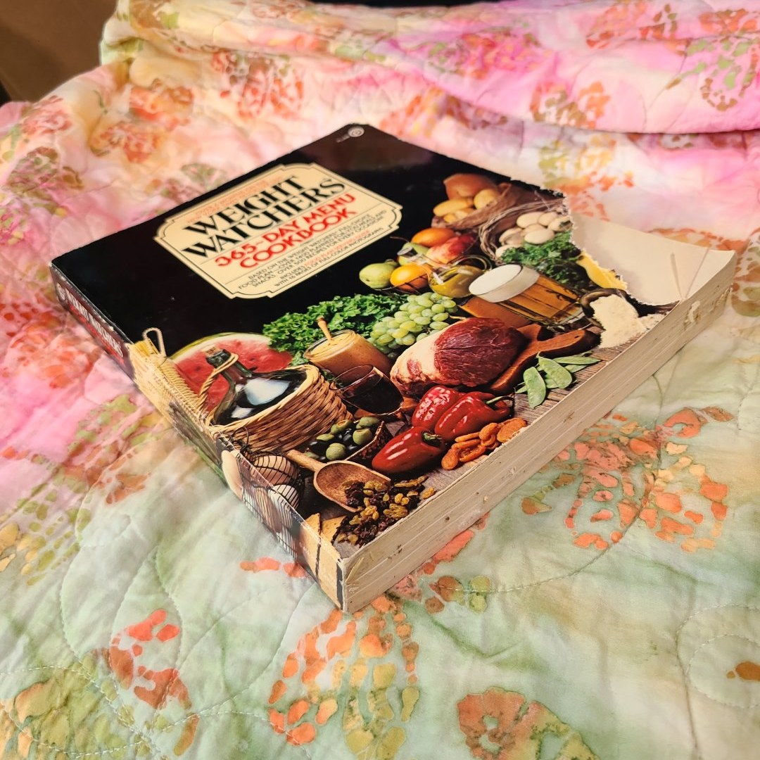 Weight Watchers 365-Day Menu Cookbook