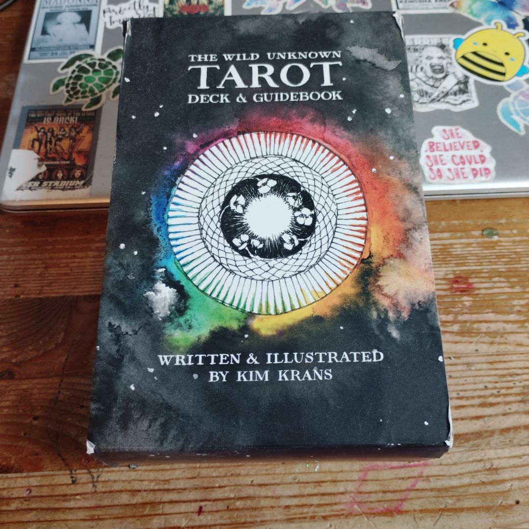 The Wild Unknown Tarot Deck and Guidebook (Official Keepsake Box Set)