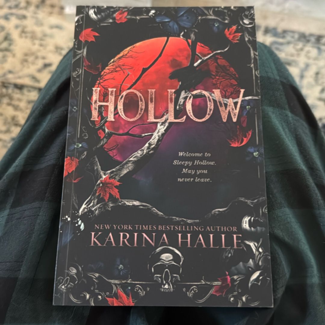 Hollow (a Gothic Shade of Romance 1)