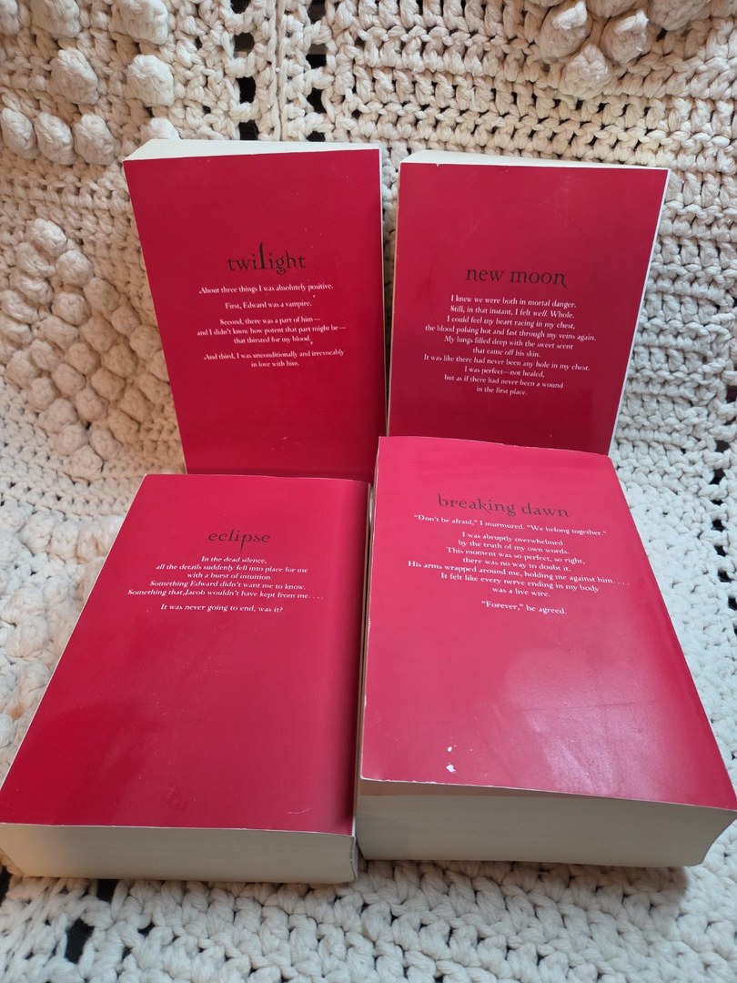 The Twilight Saga White Collection