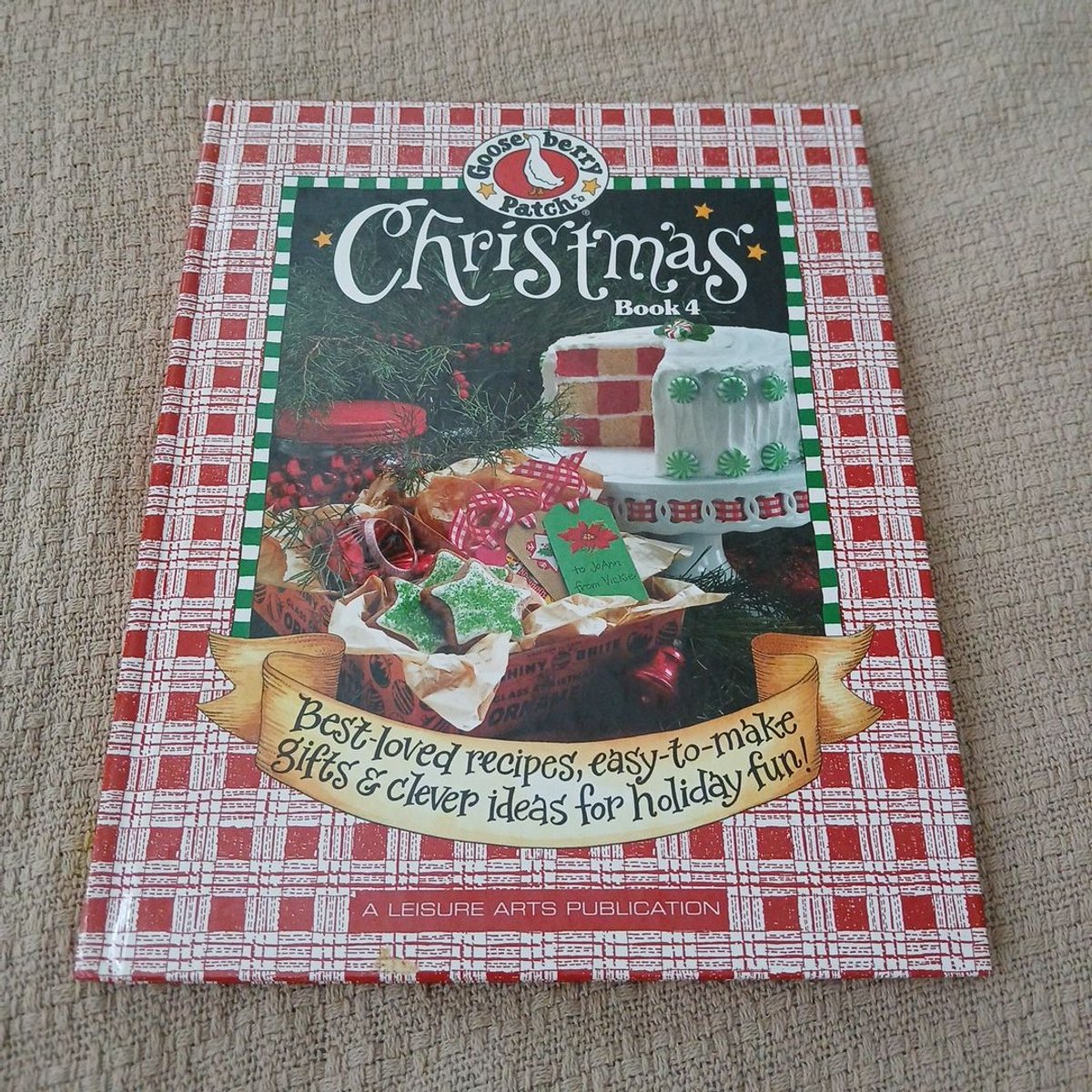 Gooseberry Patch Christmas by Gooseberry Patch