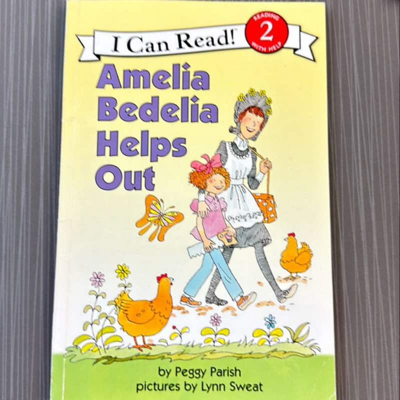 Amelia Bedelia Helps Out