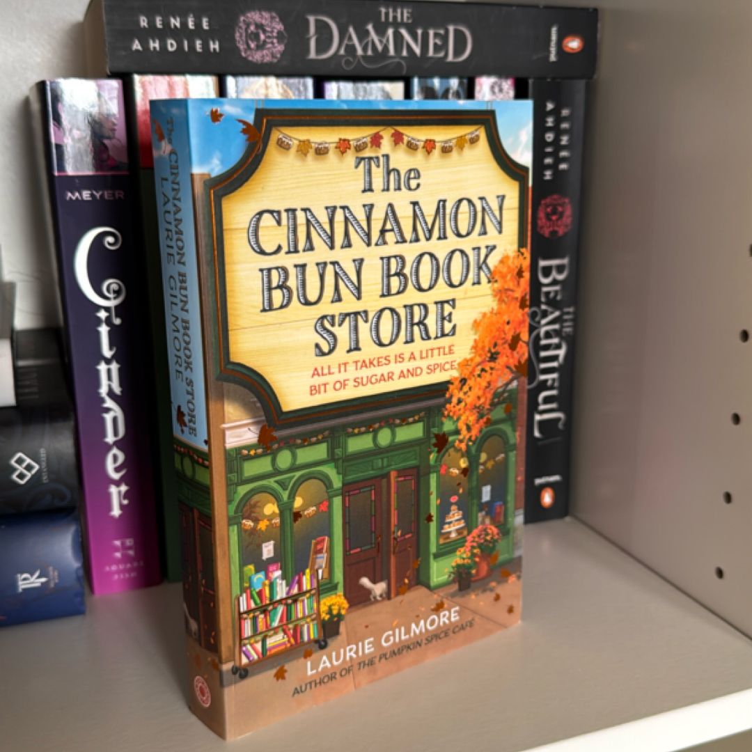 The Cinnamon Bun Book Store (Dream Harbor, Book 2)