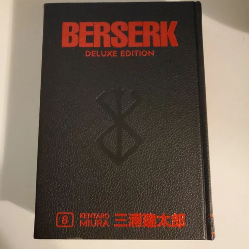 Berserk Deluxe Volume 8