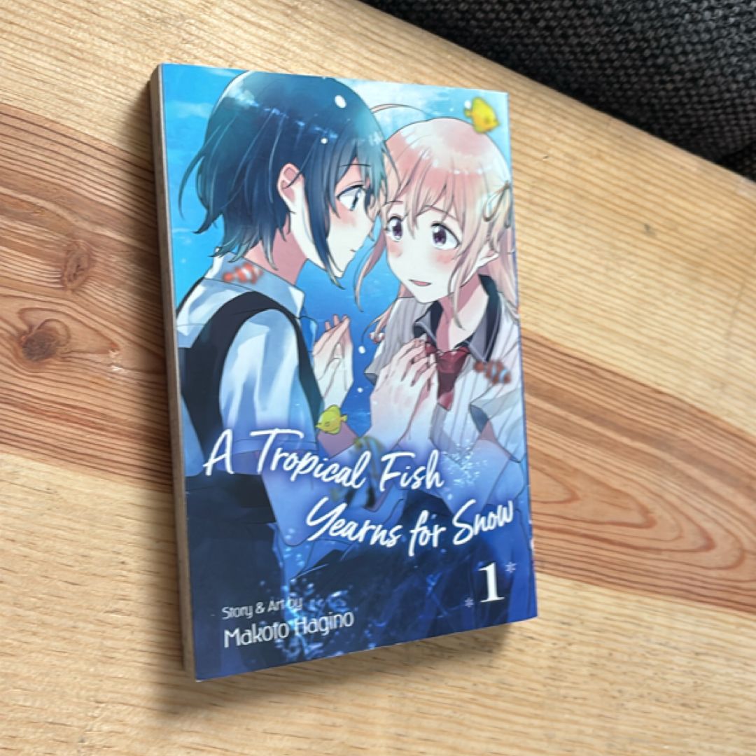 A Tropical Fish Yearns for Snow, Vol. 1