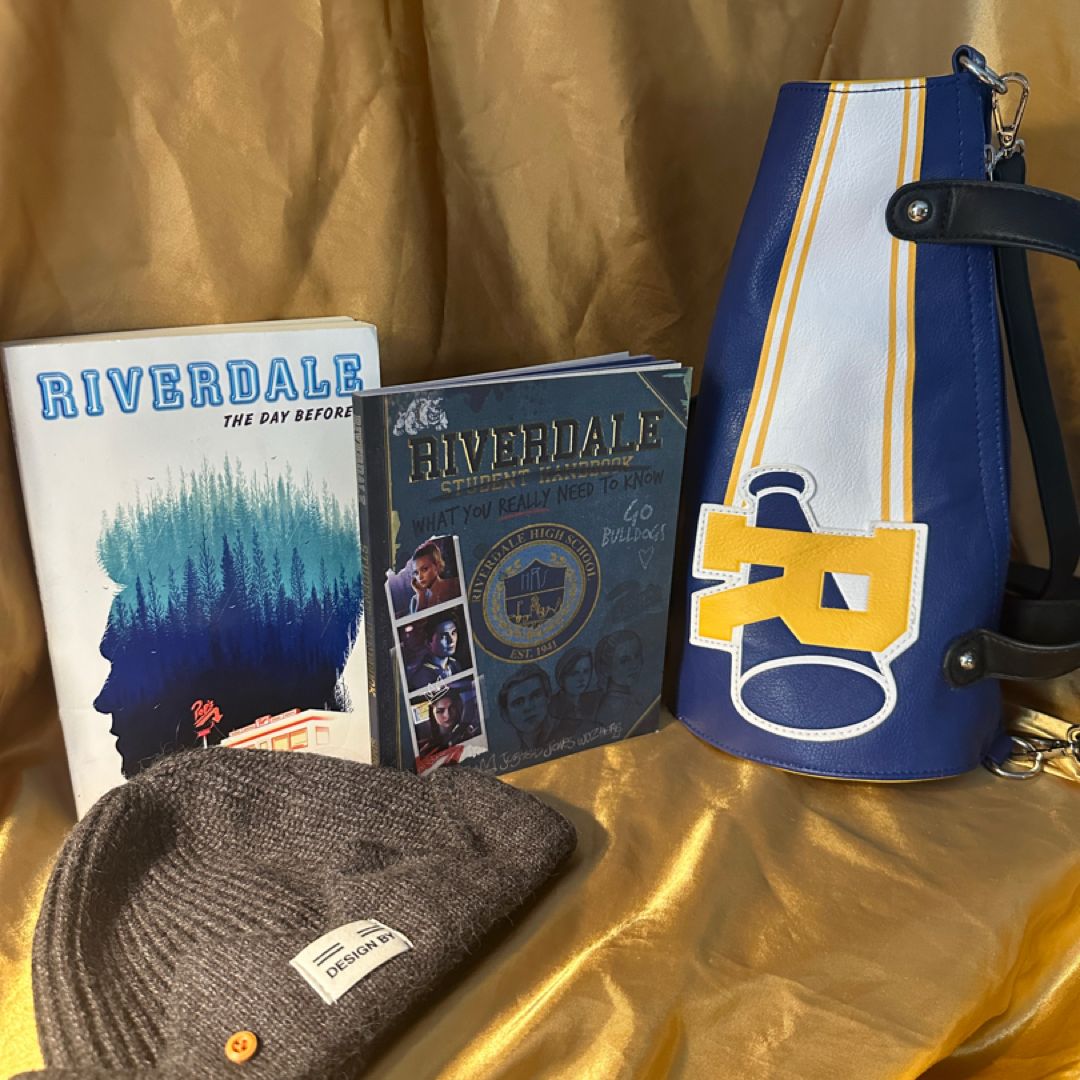Riverdale Book and Gift Set Archie & Jughead