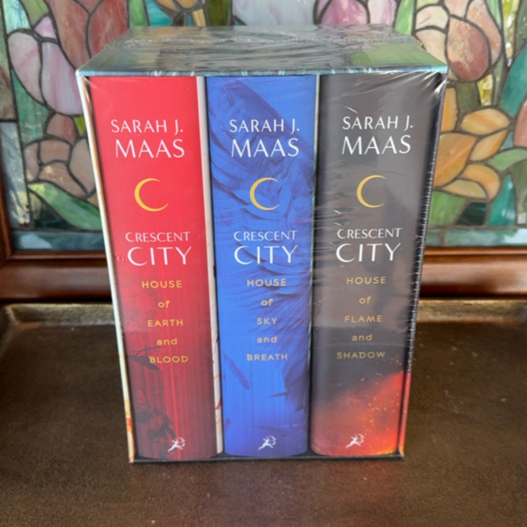 Crescent City Paperback Box Set
