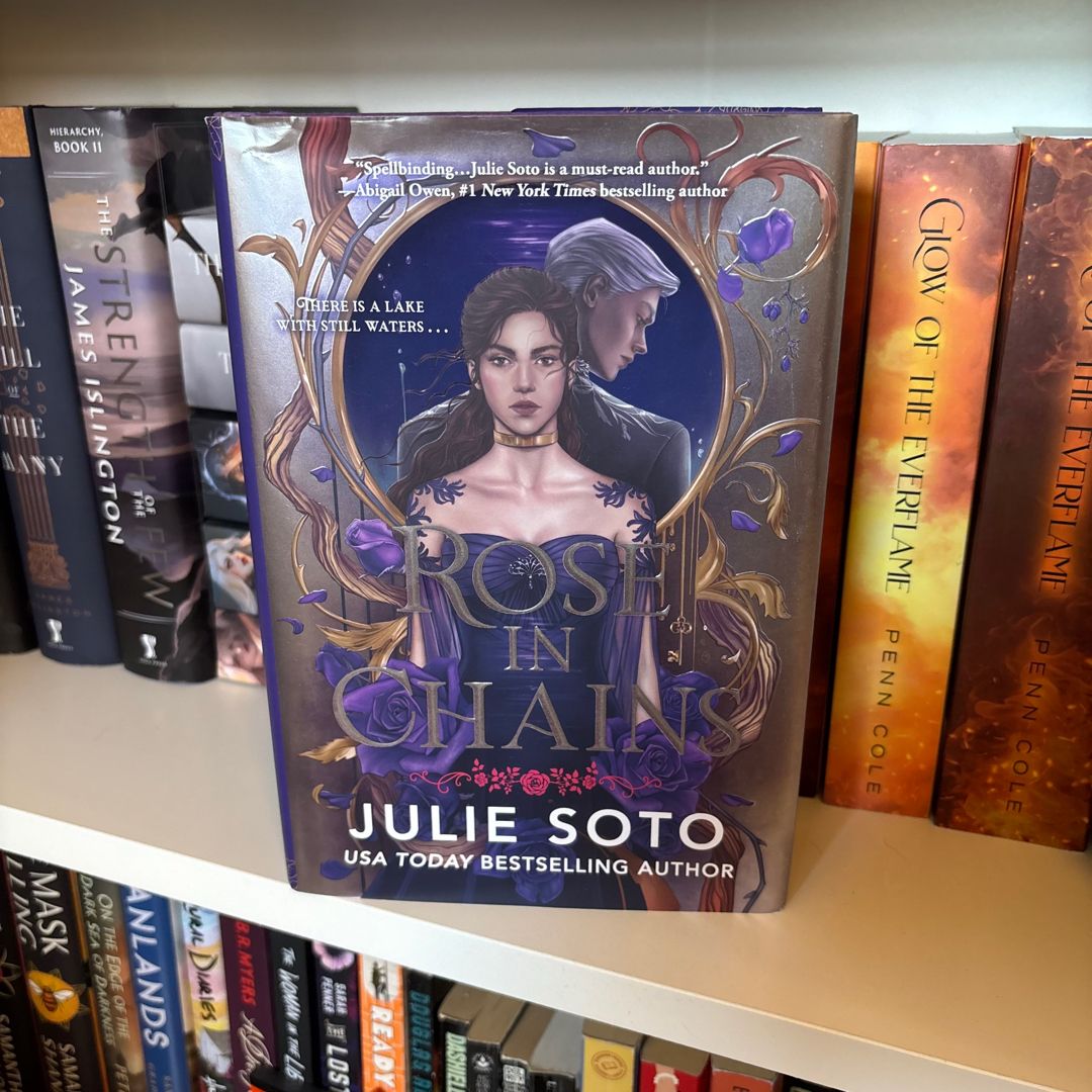 Rose in Chains Fairyloot - signed by Julie | PangoBooks