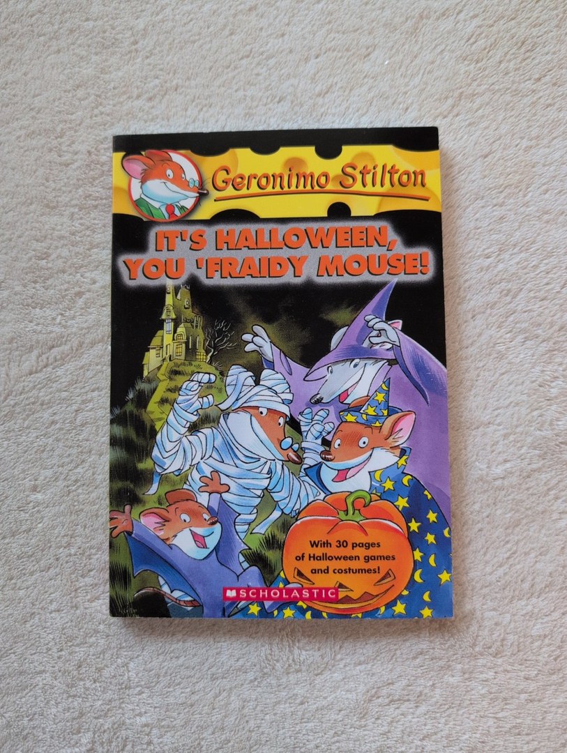 It's Halloween, You 'Fraidy Mouse!