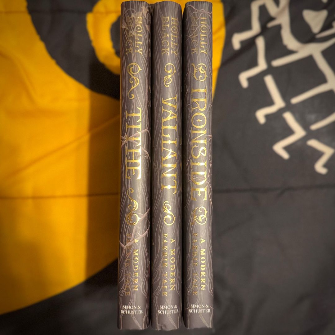 Illumicrate Modern Faerie Tales Set (Tithe, | PangoBooks