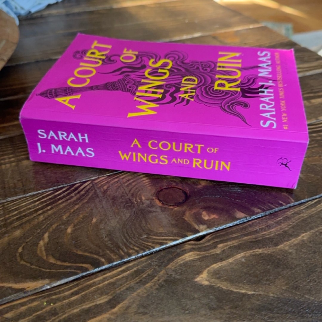 A Court of Wings and Ruin