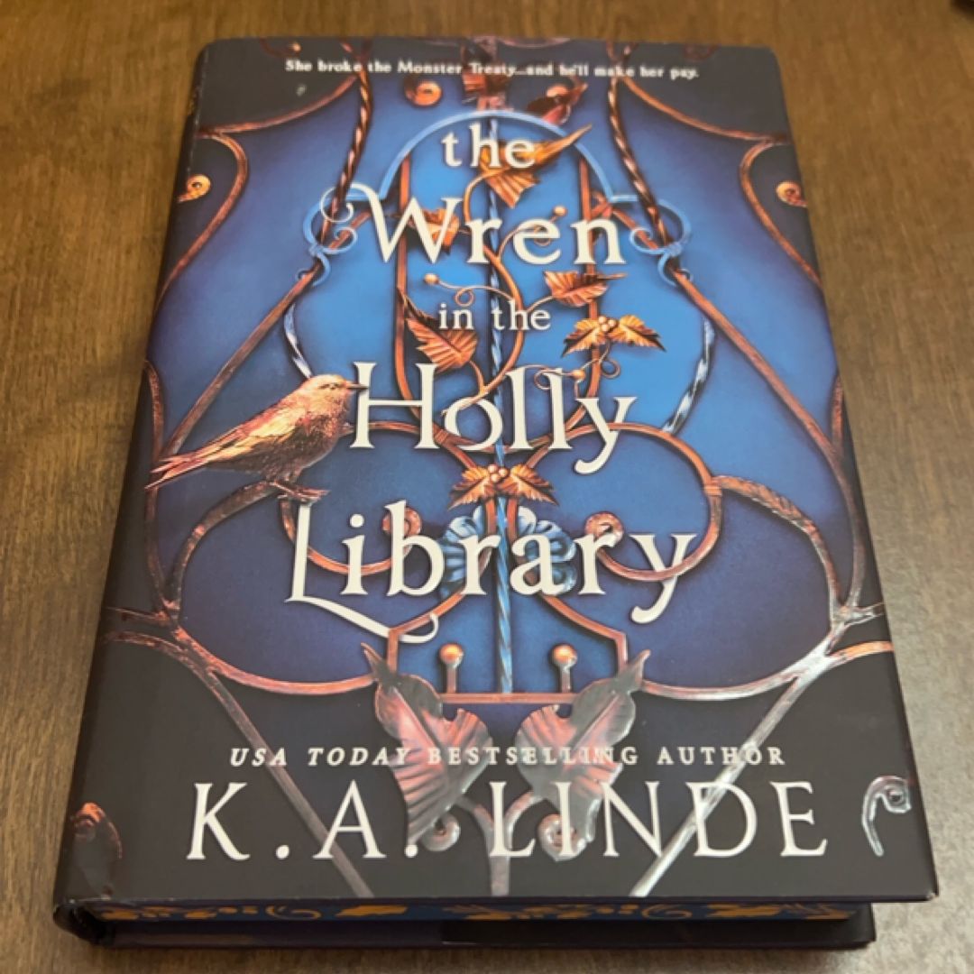 The Wren in the Holly Library (Deluxe Limited Edition)