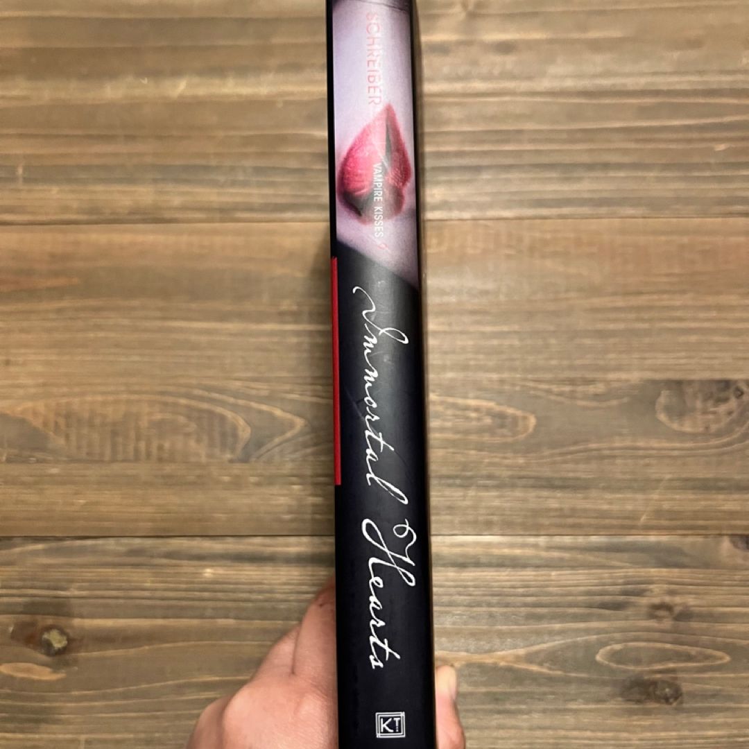 Vampire Kisses 9: Immortal Hearts