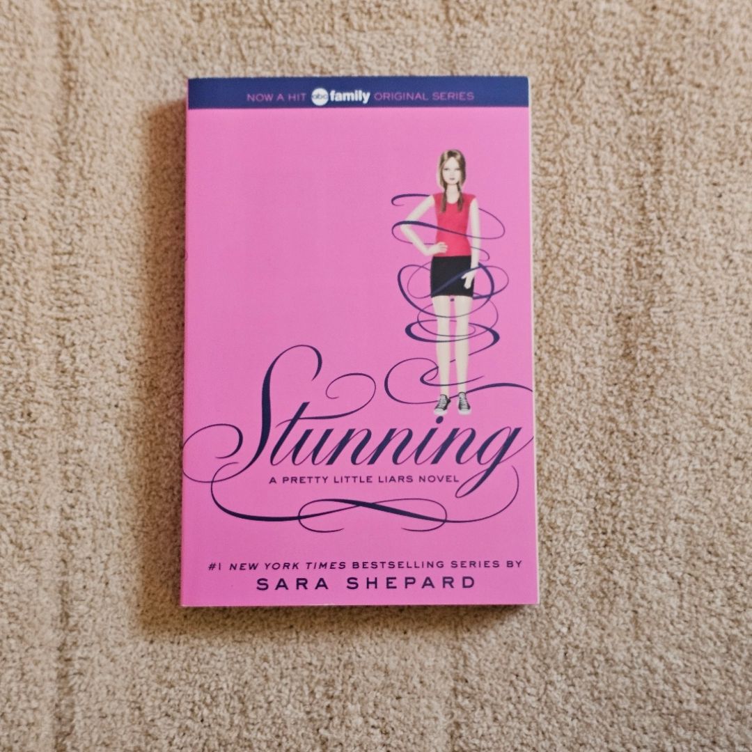 Pretty Little Liars #11: Stunning