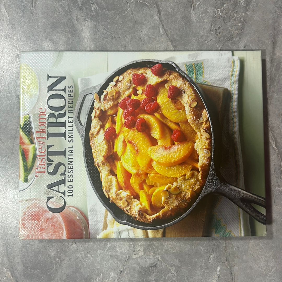 Taste of Home Cast Iron Mini Binder