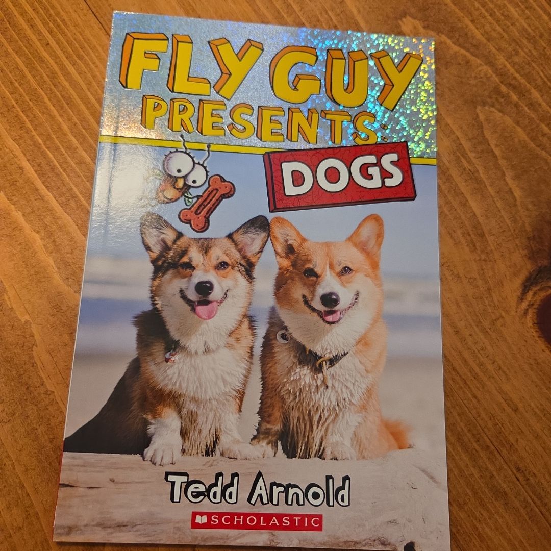 Fly Guy Presents: Dogs
