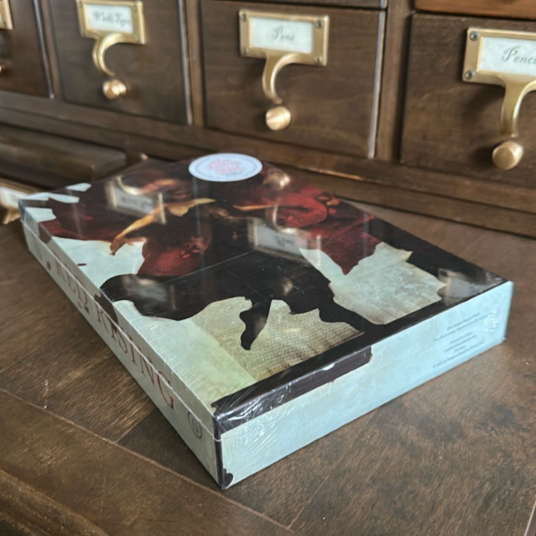 Red Rising (Deluxe Slipcase Edition) by Pierce | PangoBooks