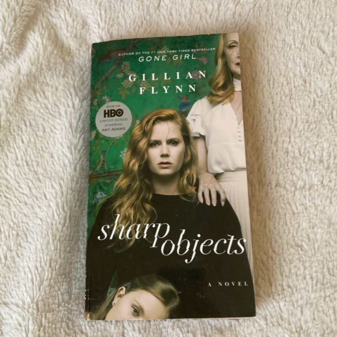 Sharp Objects (Movie Tie-In)
