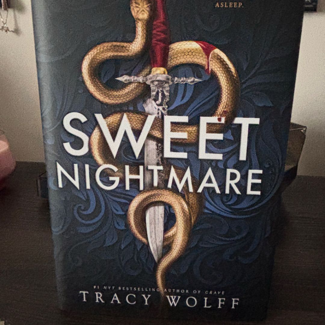 Sweet Nightmare - sprayed edges