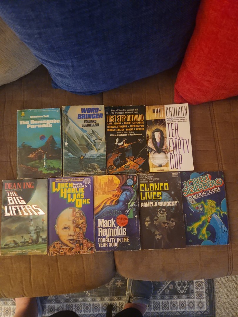 Sci-Fi Lot of 9 Paperback Books