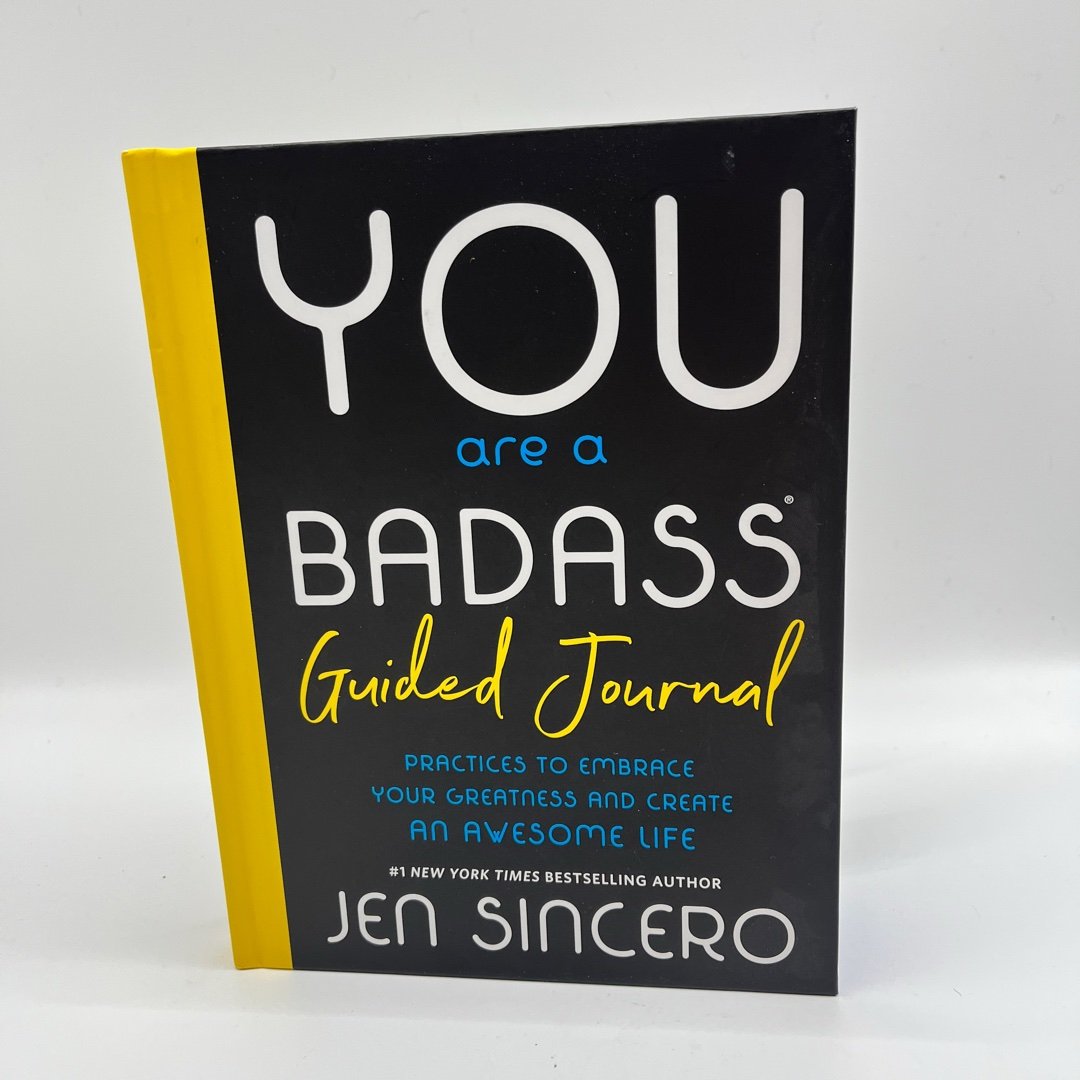 You Are a Badass(r) Guided Journal: Practices to Embrace Your Greatness and Create an Awesome Life
