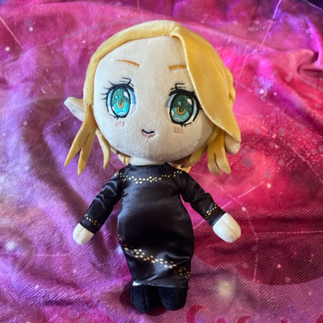 Aelin Plushie Faecrate