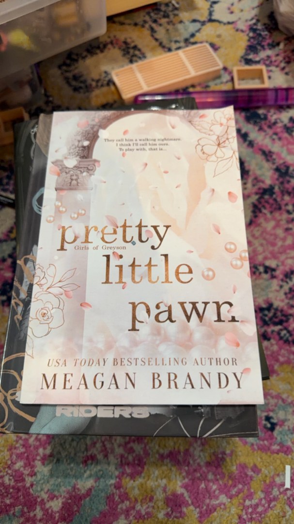 Pretty Little Pawn