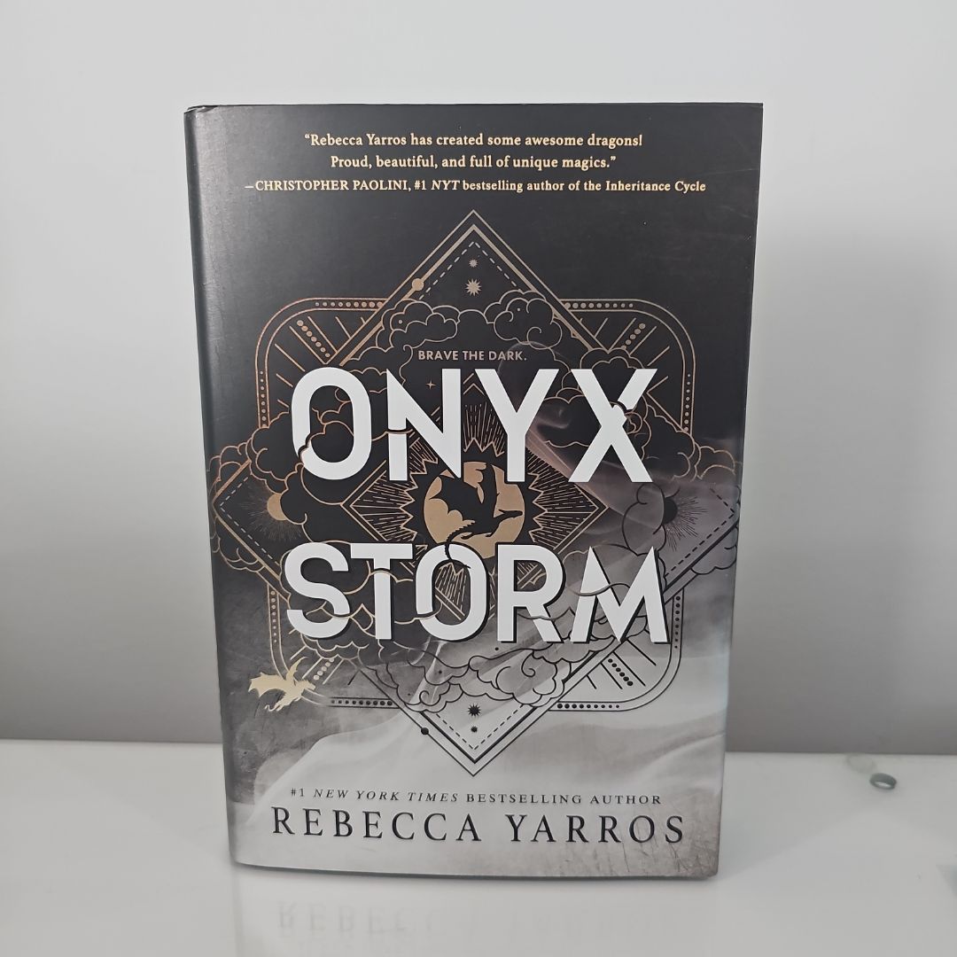 Onyx Storm (Deluxe Edition)